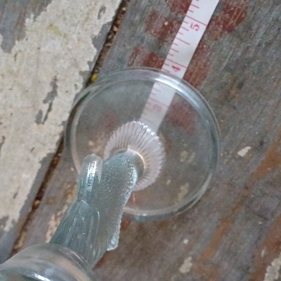 Pressed glass vintage figural fish candlestick holder 7" - Picture 10 of 11